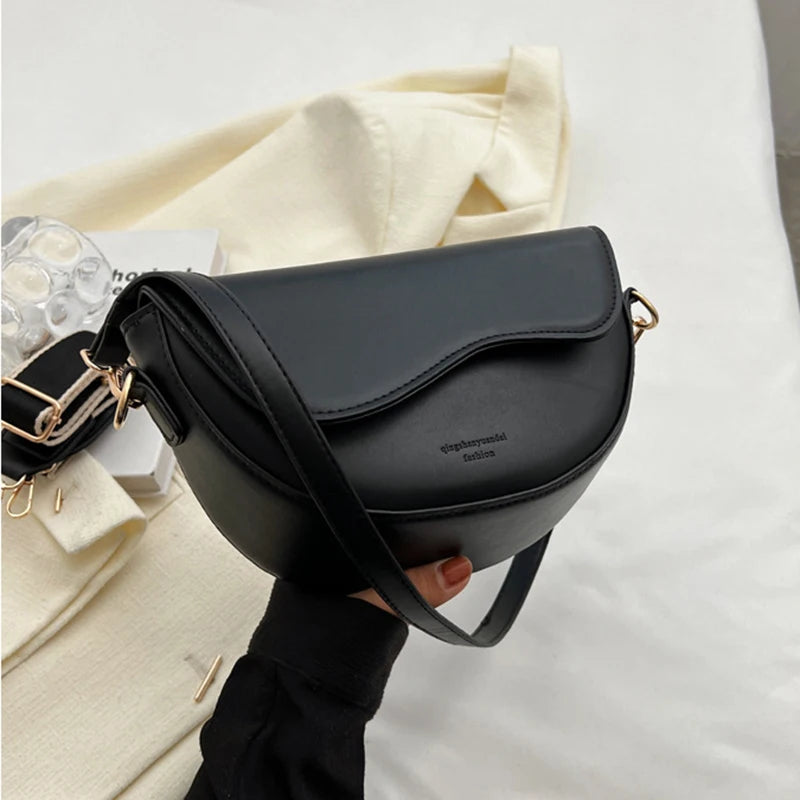 Bella Luna Curve Bag